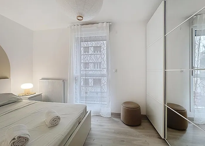 Апартаменты Les Allees Blatin 4 Pers *